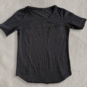 Lululemon Swiftly Tech Short Sleeve V-Neck Top Dark Gray Size Small Women's